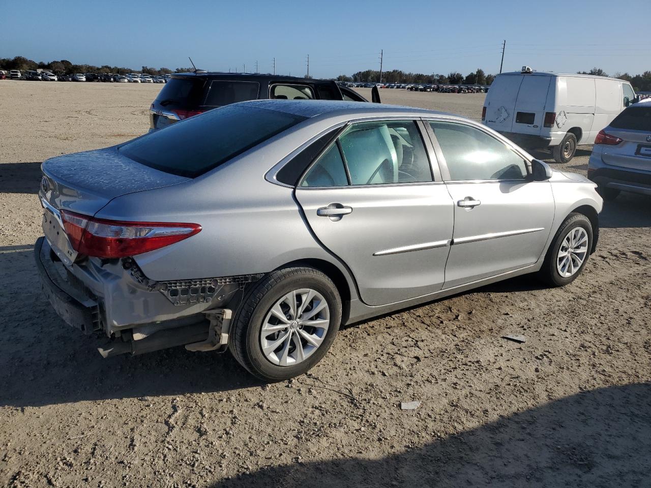 2017 Toyota Camry - Image 3