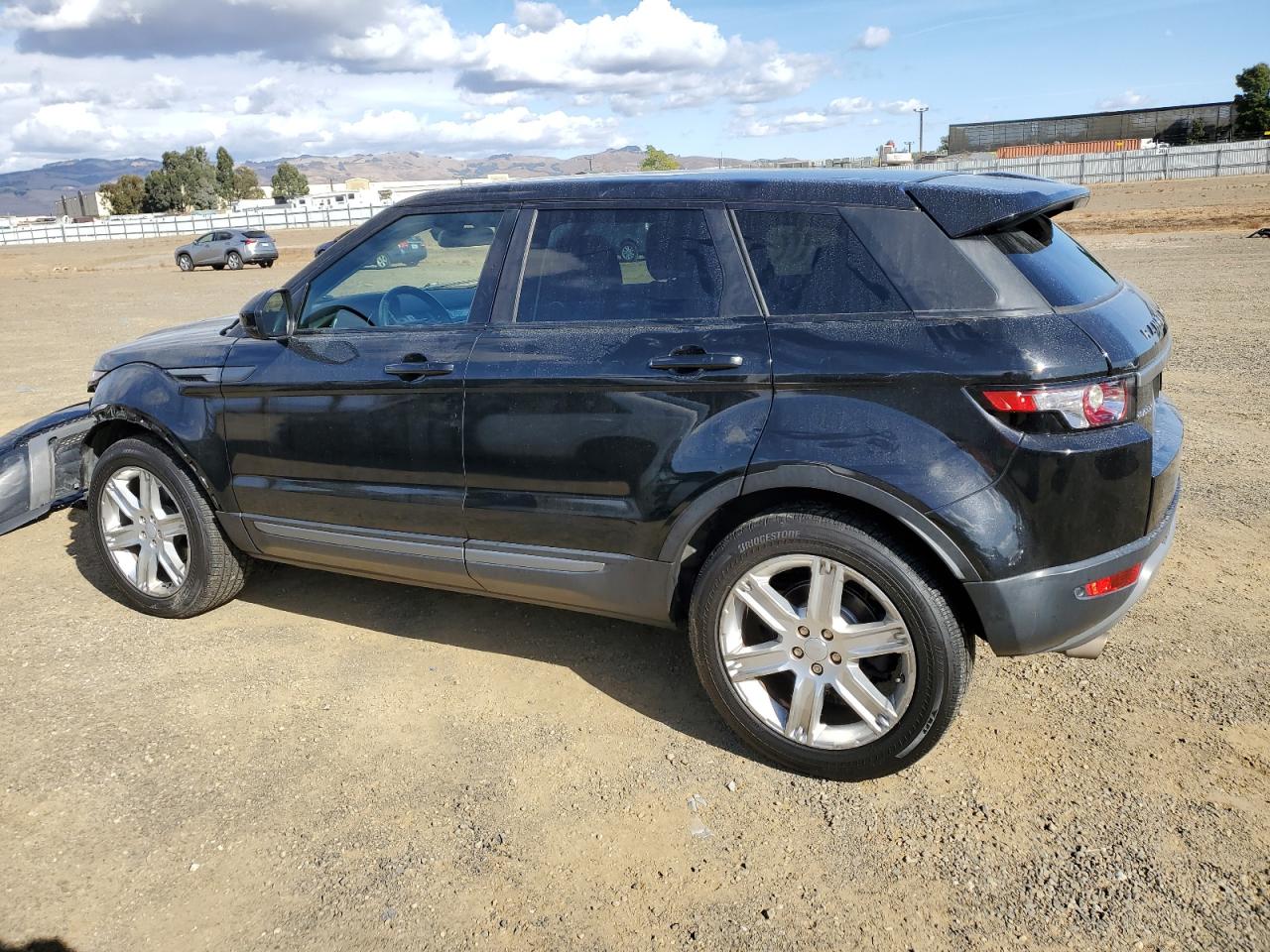 2015 Land Rover Range Rover - Image 2