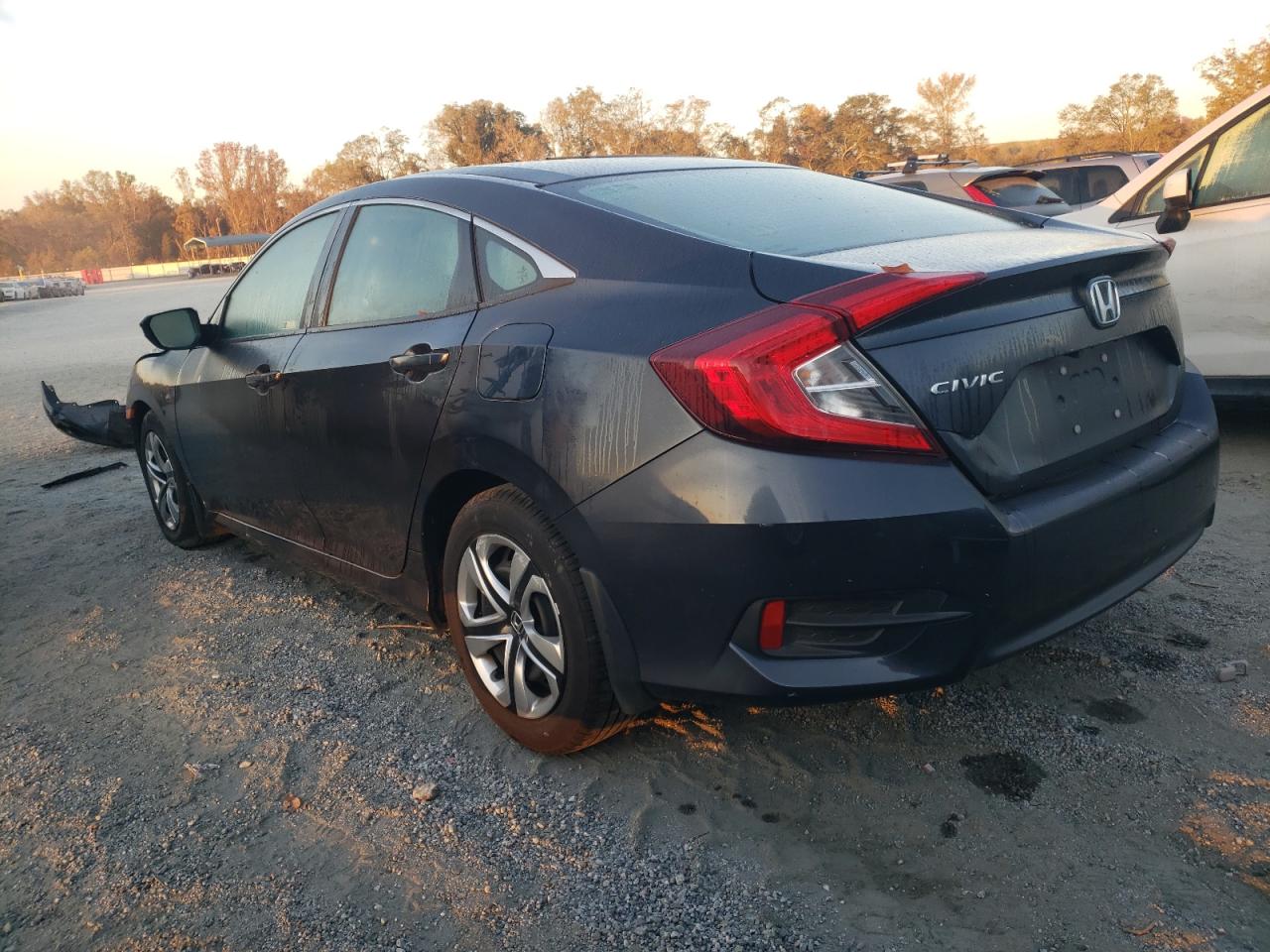 2HGFC2F65JH596116 2018 Honda Civic Lx