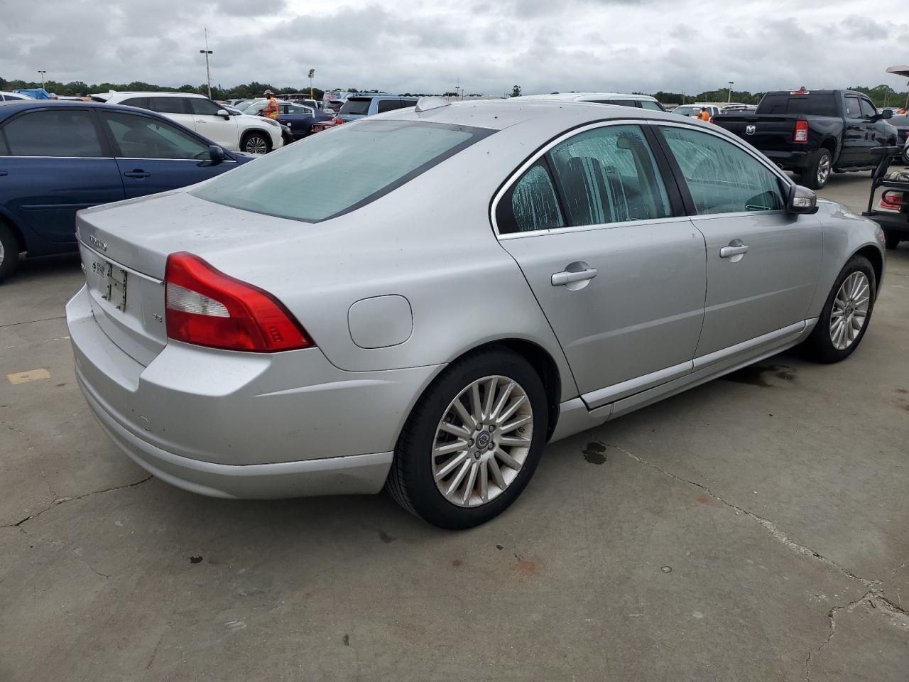 2008 Volvo S80 - Image 3