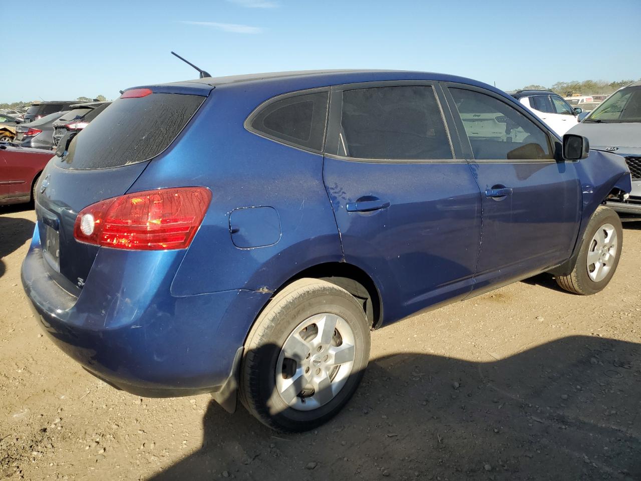 2009 Nissan Rogue - Image 3