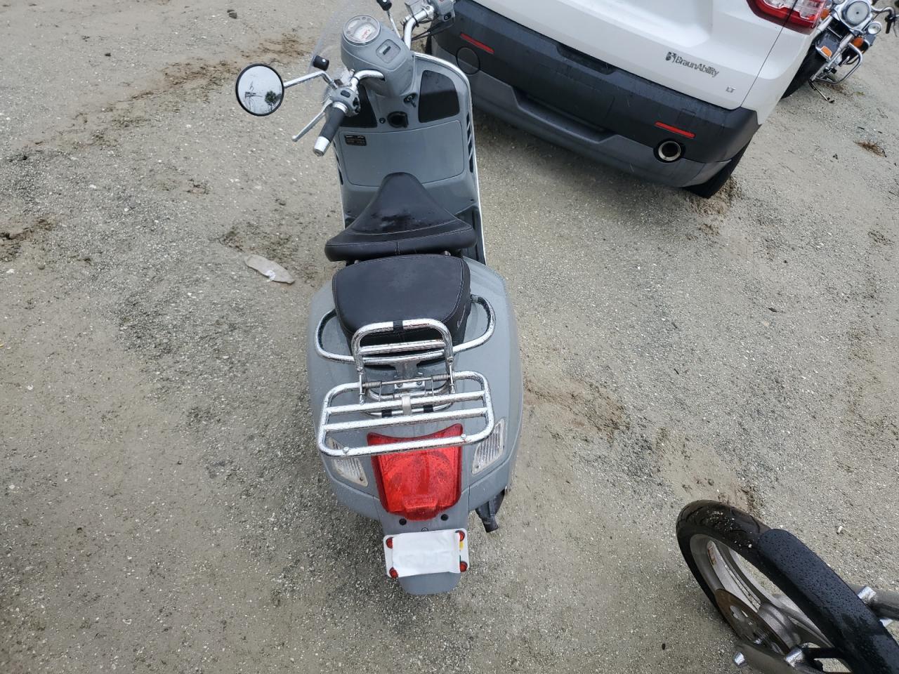 2007 Vespa Gts 250 VIN: ZAPM459L175500325 Lot: 74698594