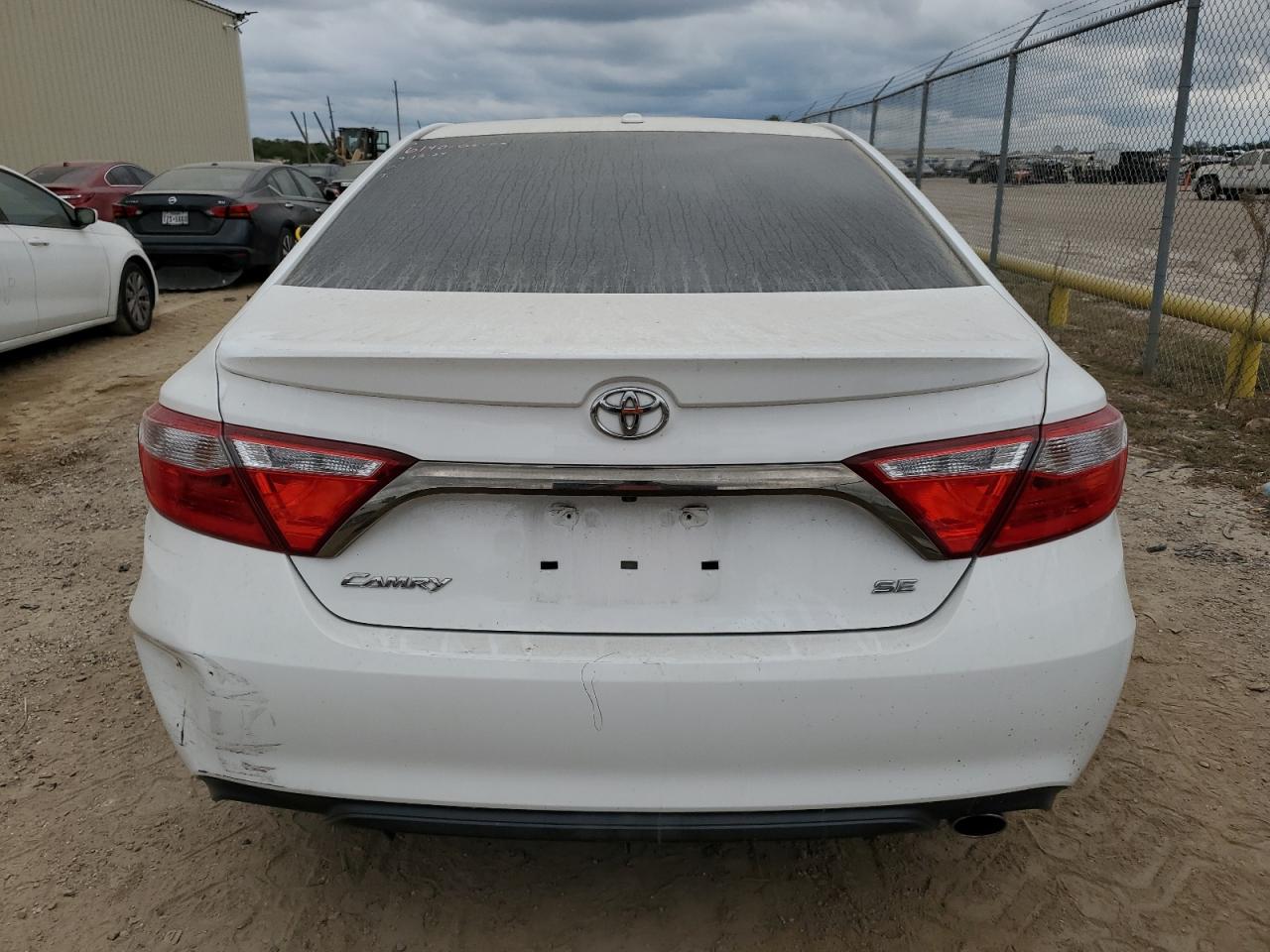 4T1BF1FK9FU075377 2015 Toyota Camry Le