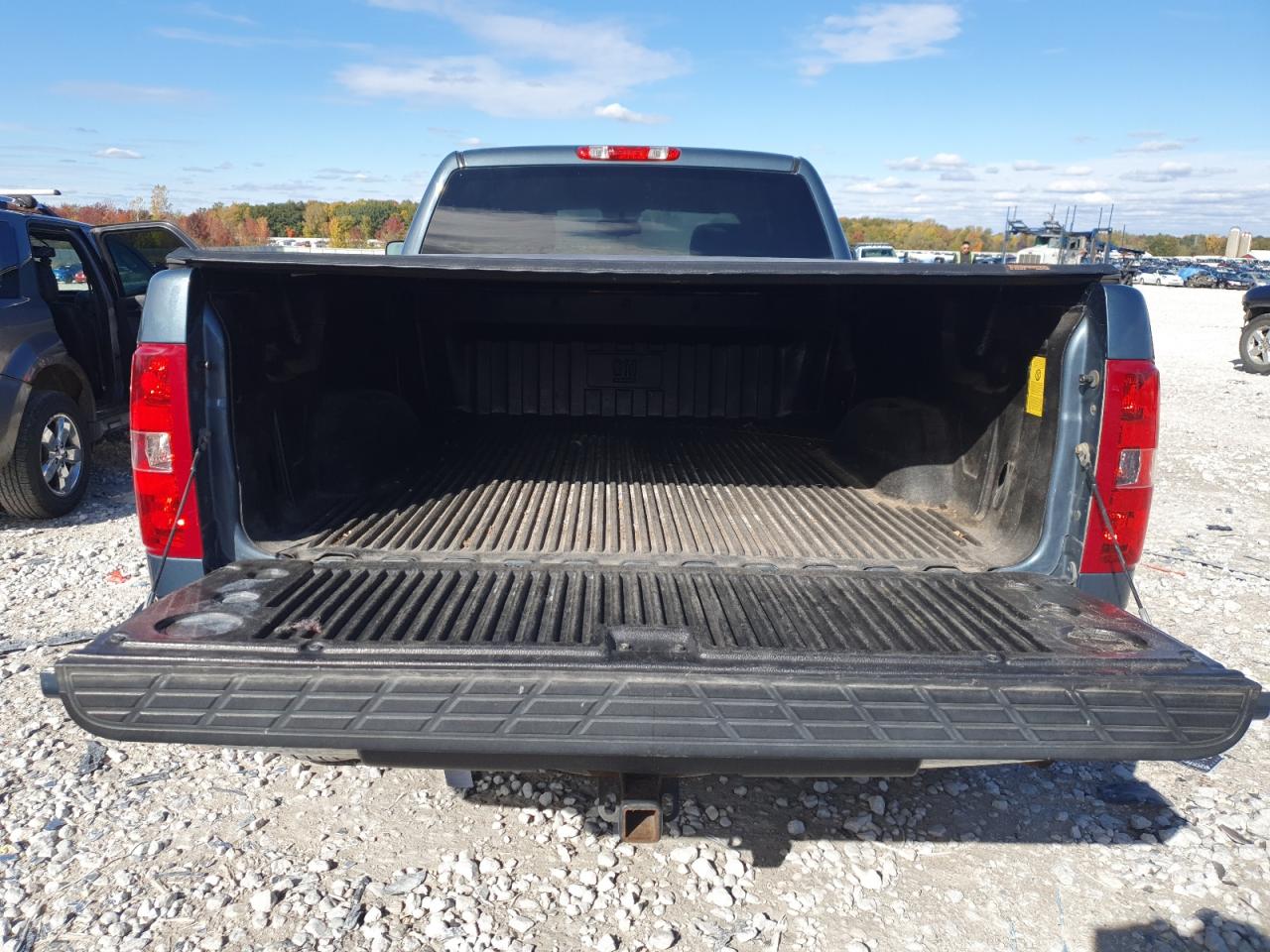 2013 Chevrolet Silverado - Image 6