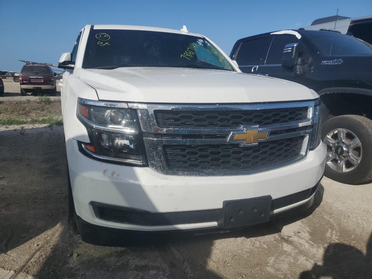 VIN 1GNSKHKC4KR243938 2019 CHEVROLET SUBURBAN no.5