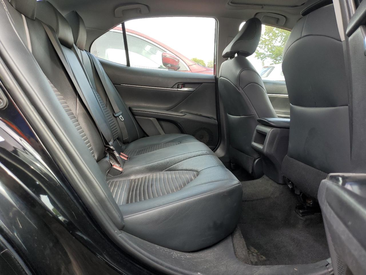 4T1B11HK6JU120425 TOYOTA CAMRY 2018