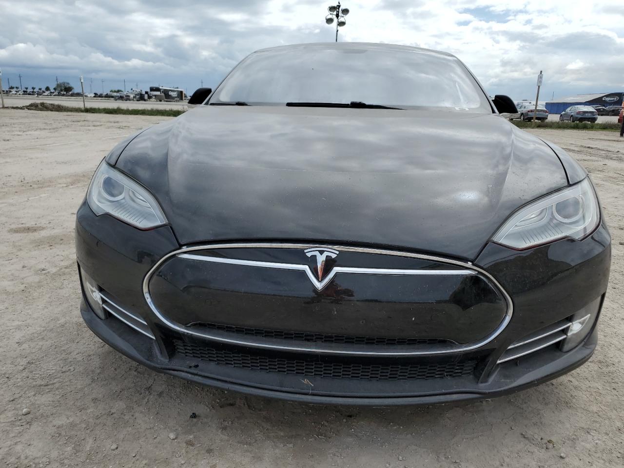 2014 Tesla Model S VIN: 5YJSA1H17EFP30151 Lot: 75869834