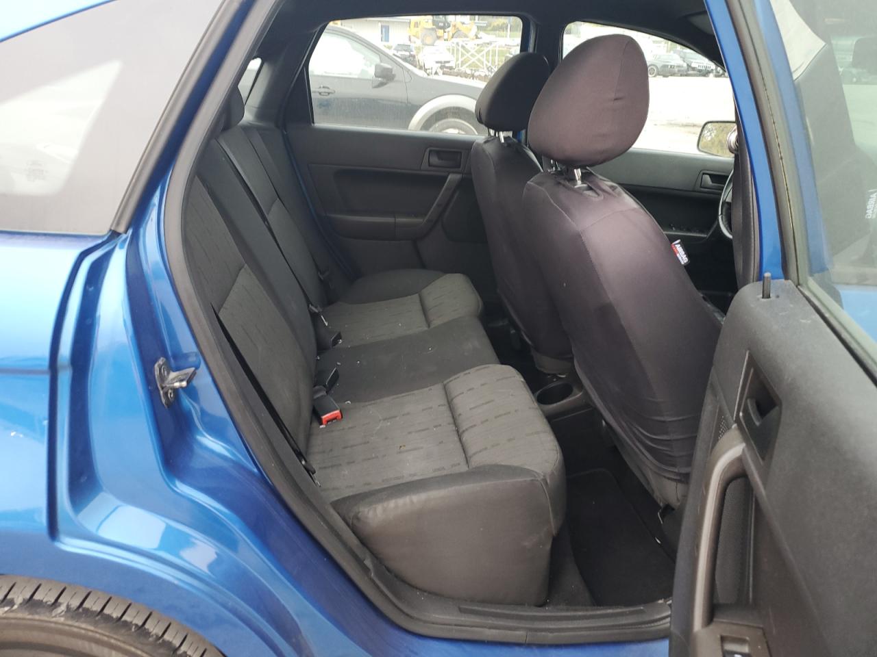 2010 Ford Focus - Image 10