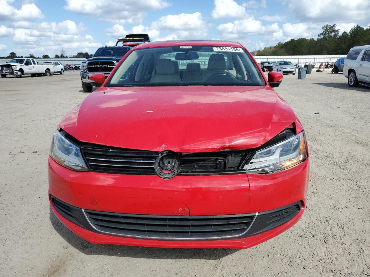 2014 Volkswagen Jetta - Image 5