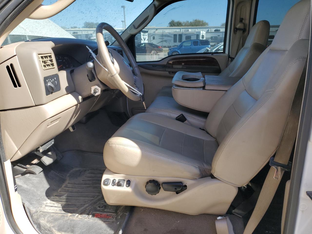 2004 Ford F250 - Image 7