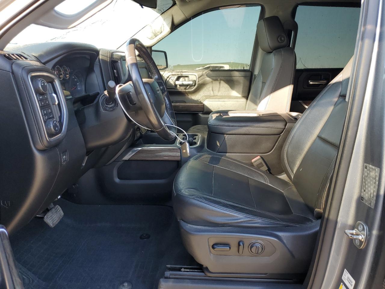 2019 Chevrolet Silverado - Image 7