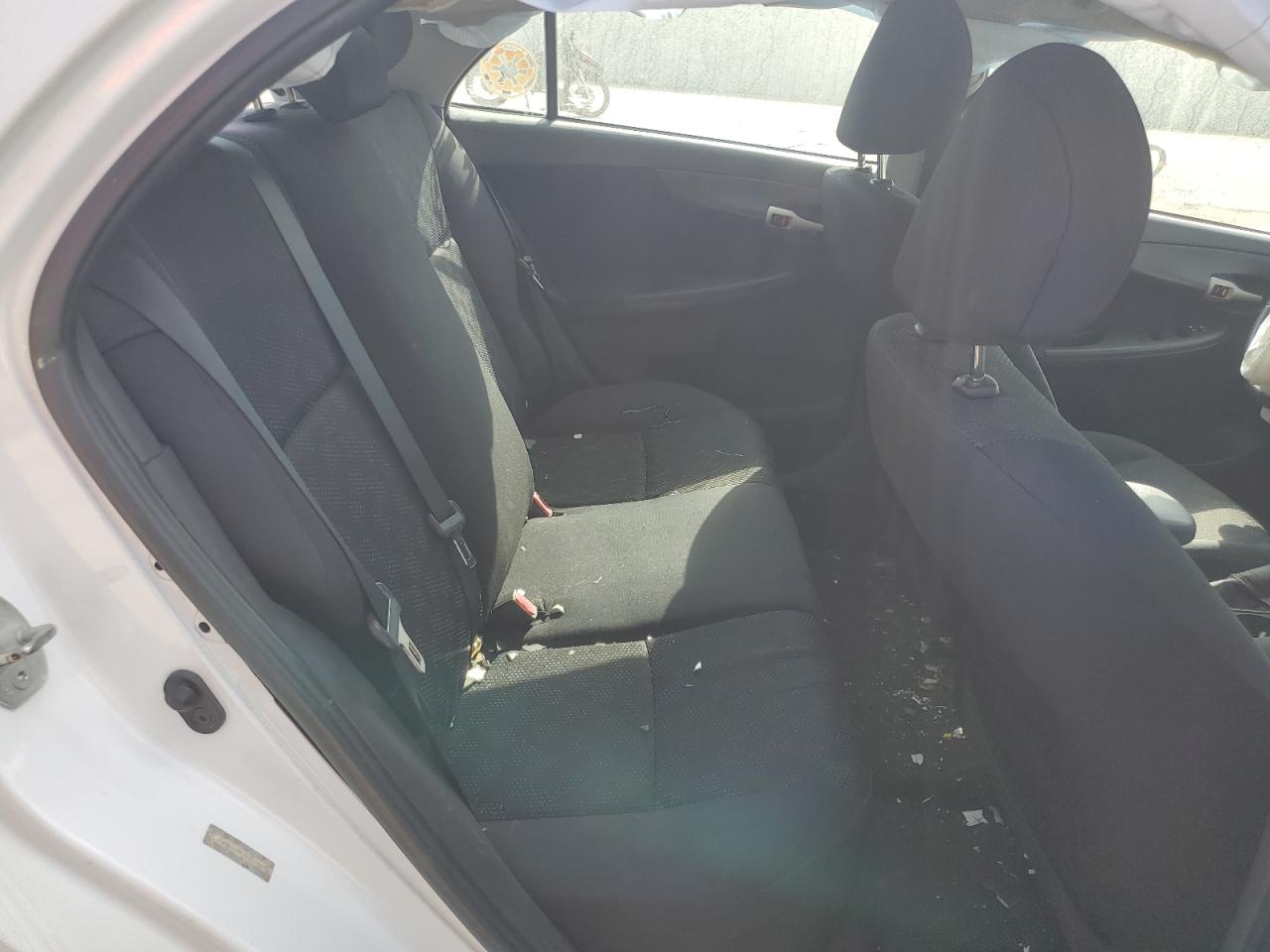 2009 Toyota Corolla - Image 10