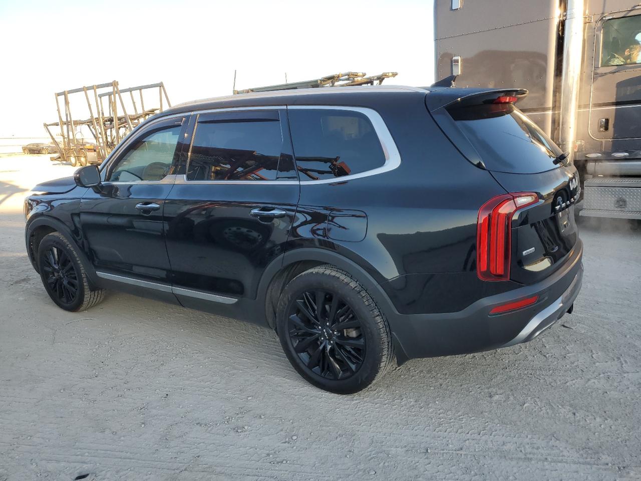 2022 Kia Telluride - Image 2