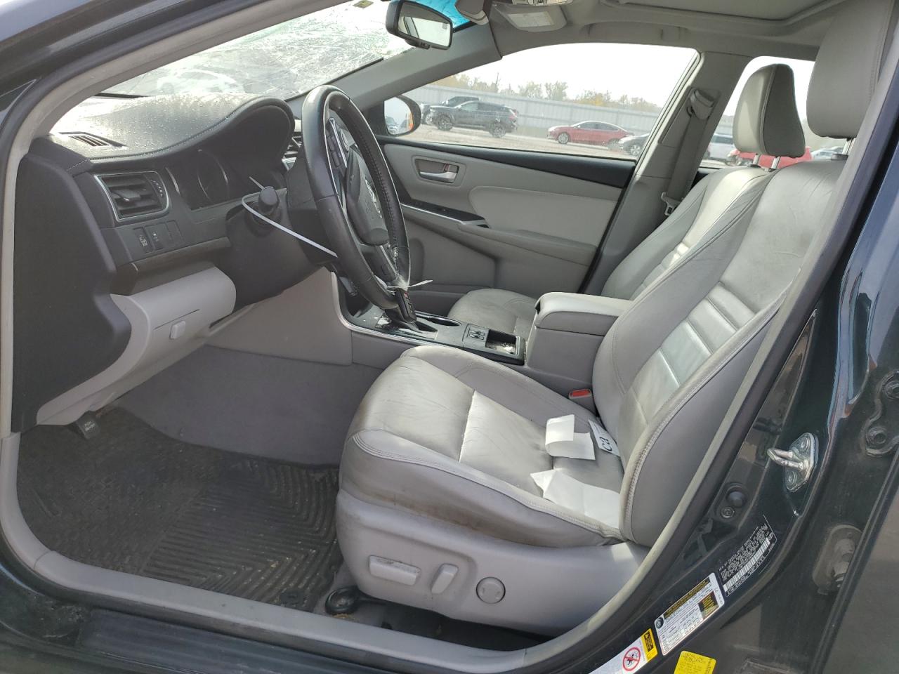 2015 Toyota Camry - Image 7