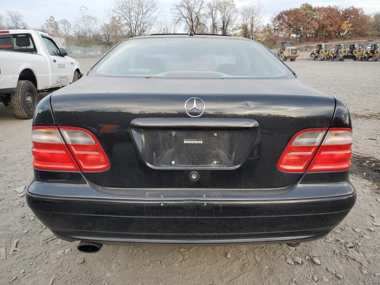 2000 Mercedes-Benz Clk 320 VIN: WDBLJ65G4YF152664 Lot: 76822474