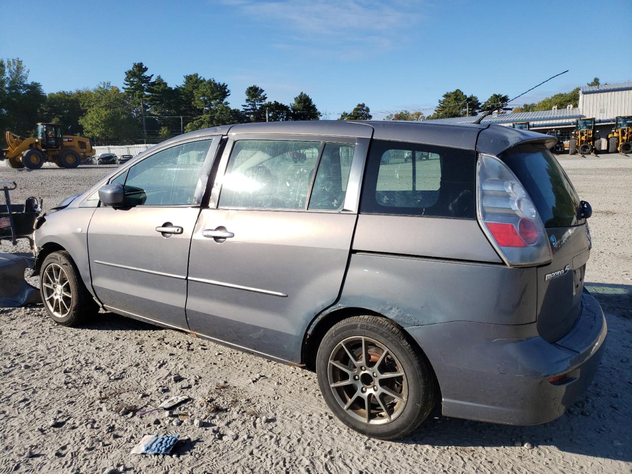 2007 Mazda 5 - Image 2