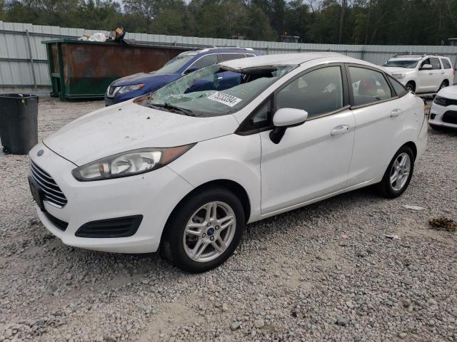  FORD FIESTA 2017 Белы