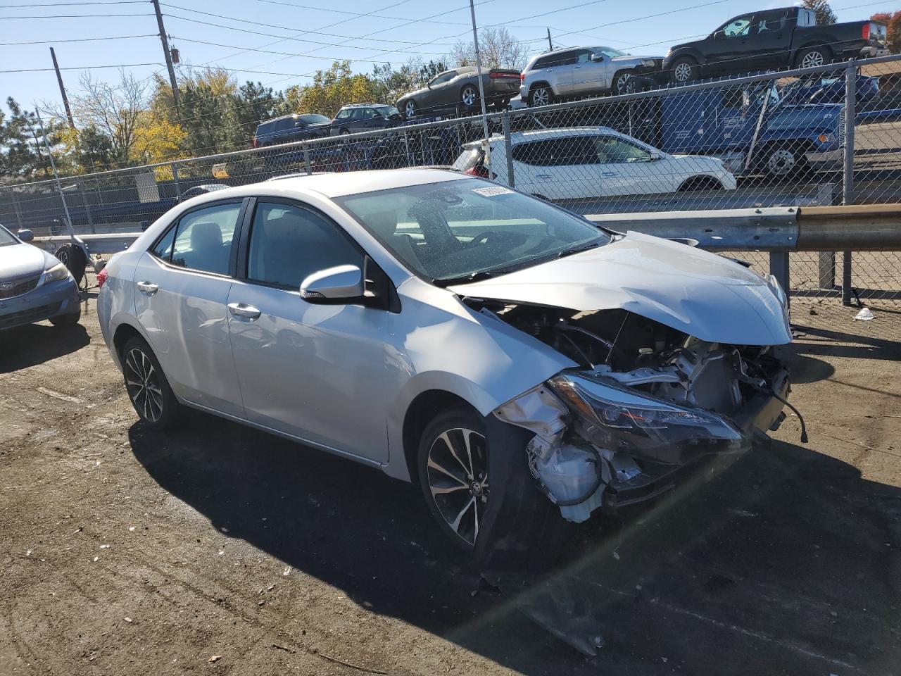 VIN 2T1BURHE1JC036255 2018 TOYOTA COROLLA no.4