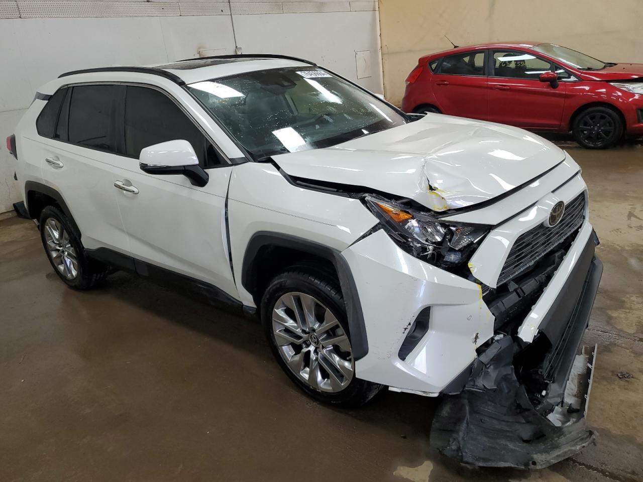 2019 Toyota RAV 4 - Image 4