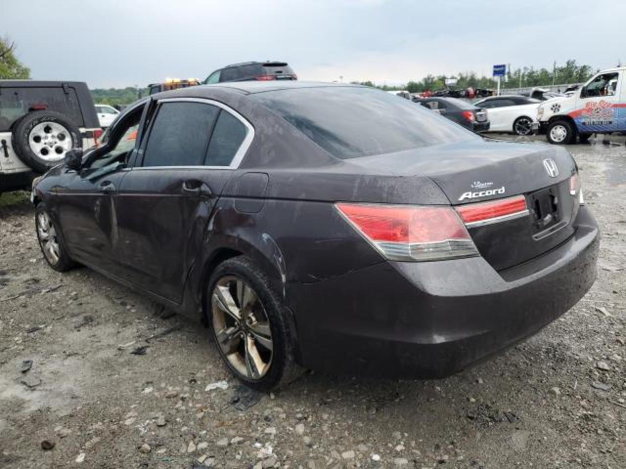 2012 Honda Accord - Image 2