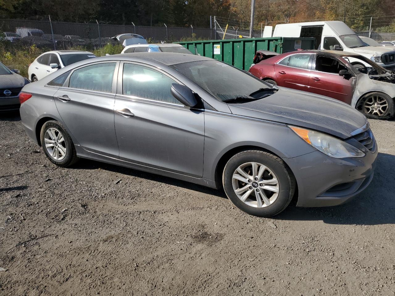 2013 Hyundai Sonata - Image 4