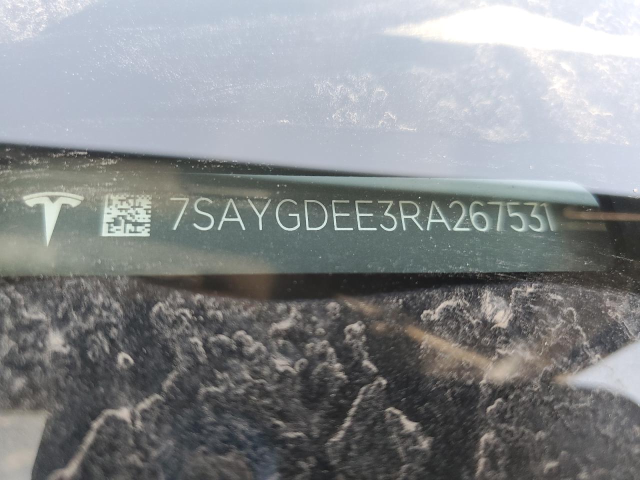 7SAYGDEE3RA267531 2024 Tesla Model Y