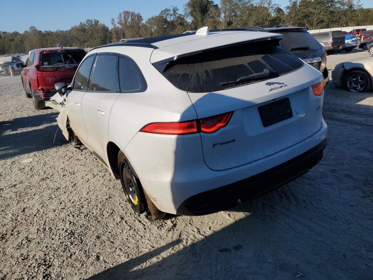 2019 Jaguar F-Pace - Image 2