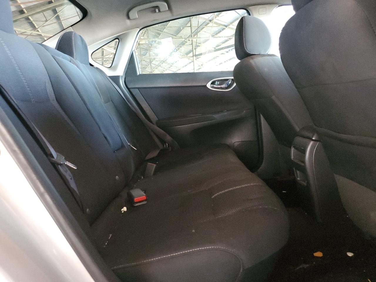 2014 Nissan Sentra - Image 10