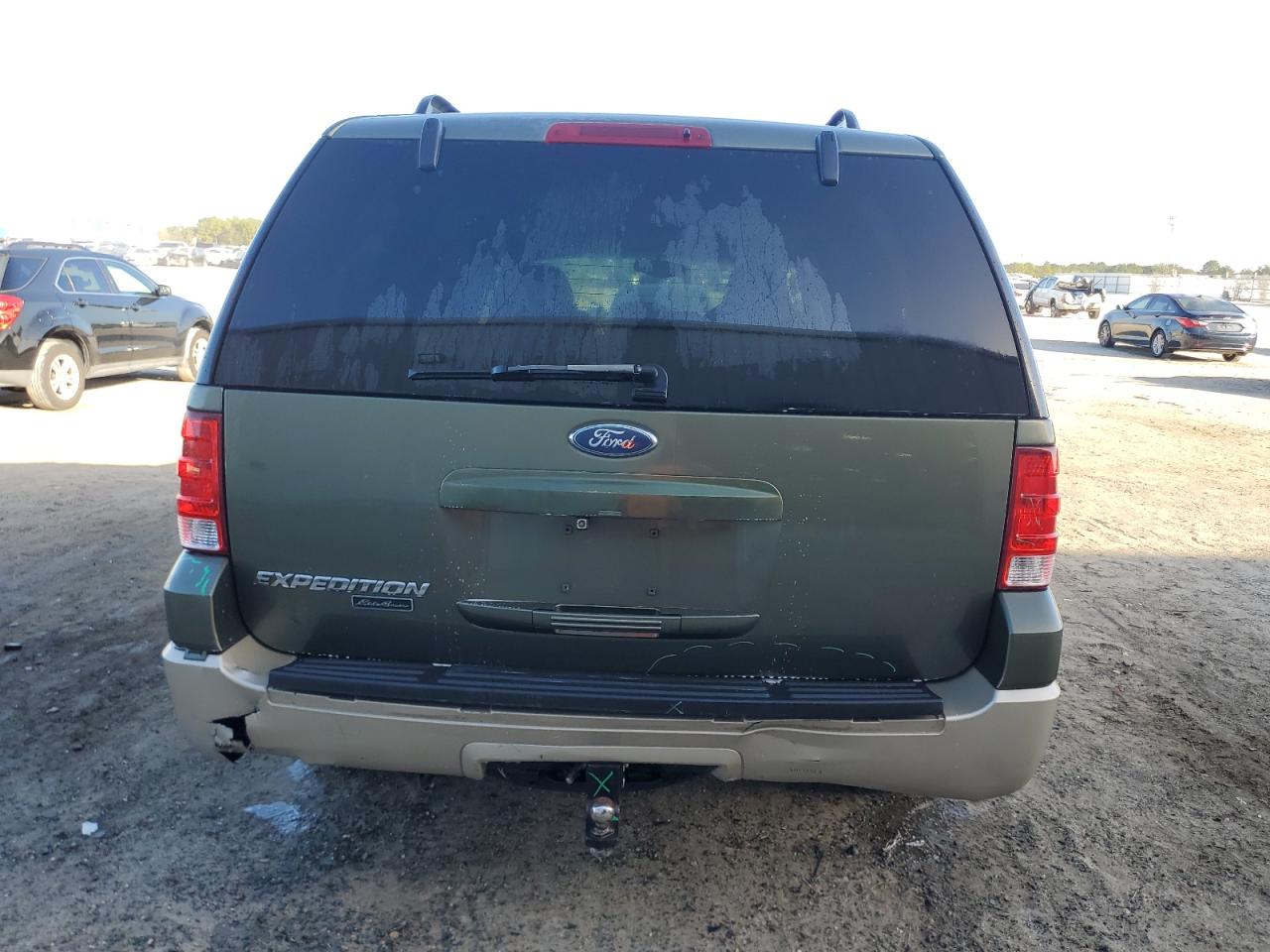 1FMPU17545LA63467 2005 Ford Expedition Eddie Bauer