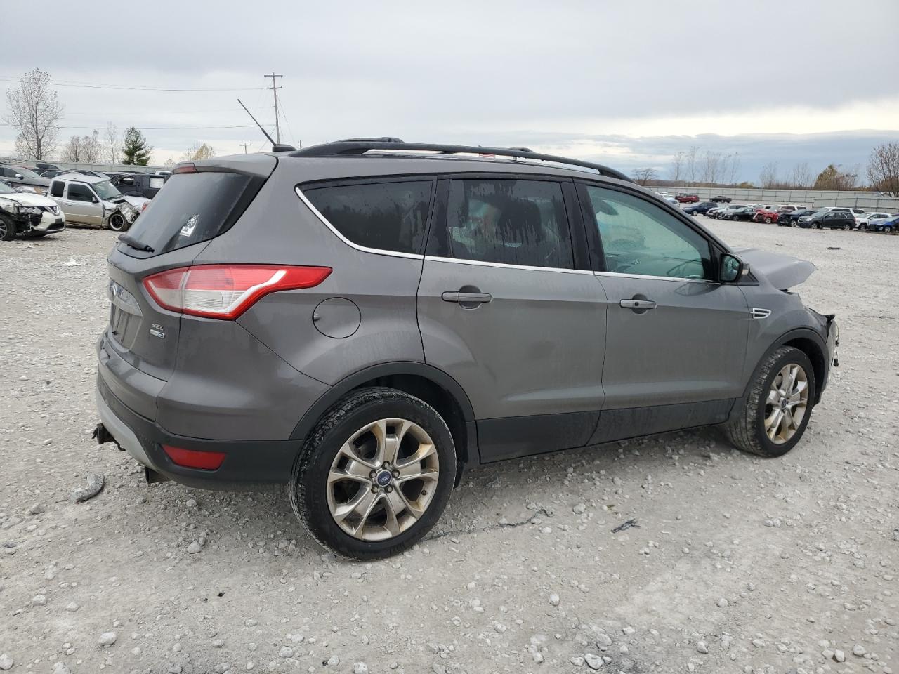 VIN 1FMCU9H96DUC53665 2013 FORD ESCAPE no.3