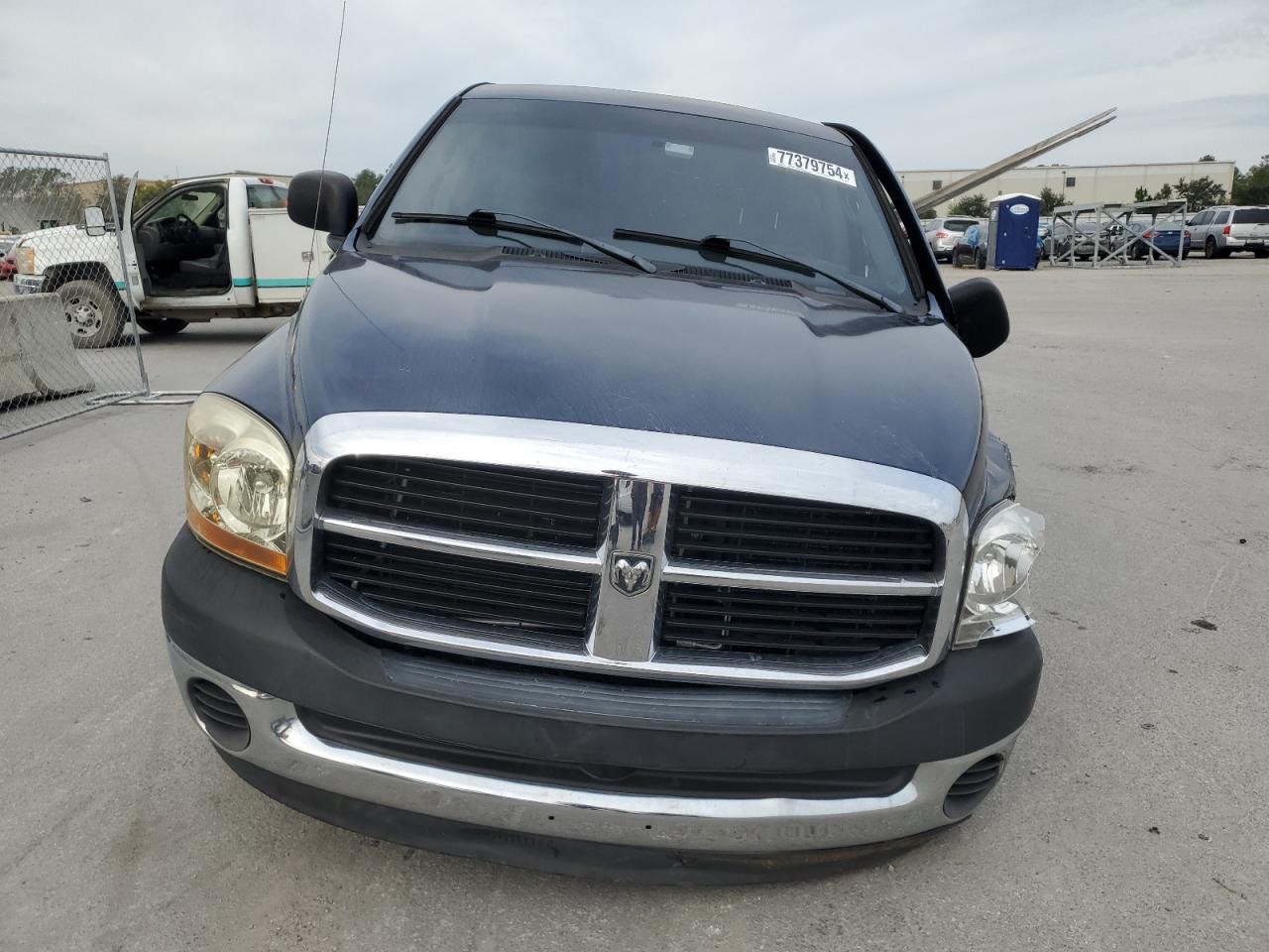 2006 Dodge RAM - Image 5