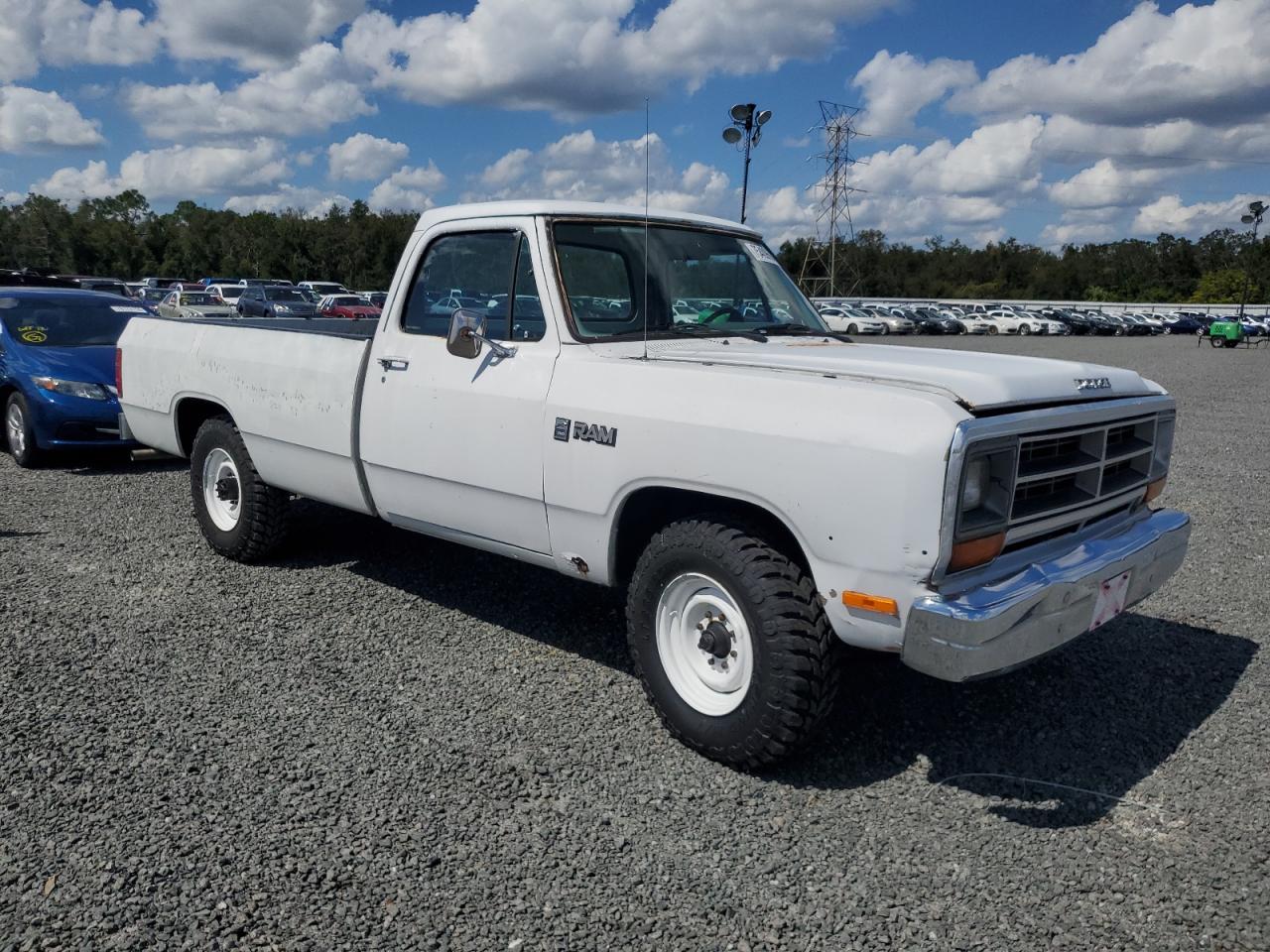 1989 Dodge D150 - Image 4