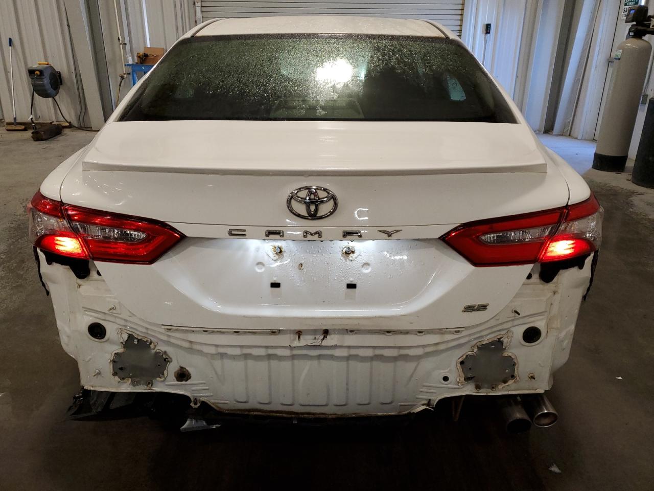 JTNB11HK5J3008785 2018 Toyota Camry L