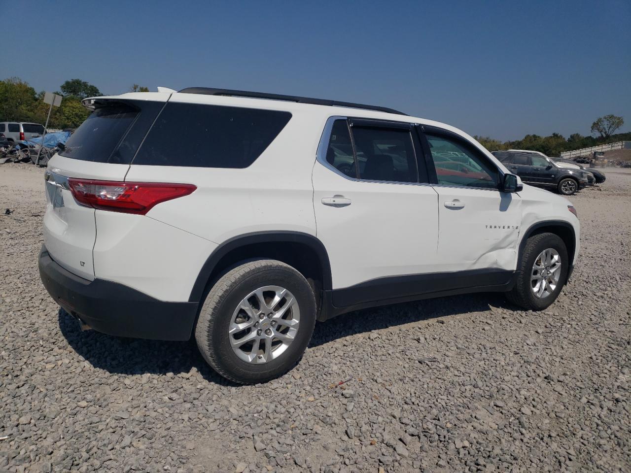 2019 Chevrolet Traverse - Image 3