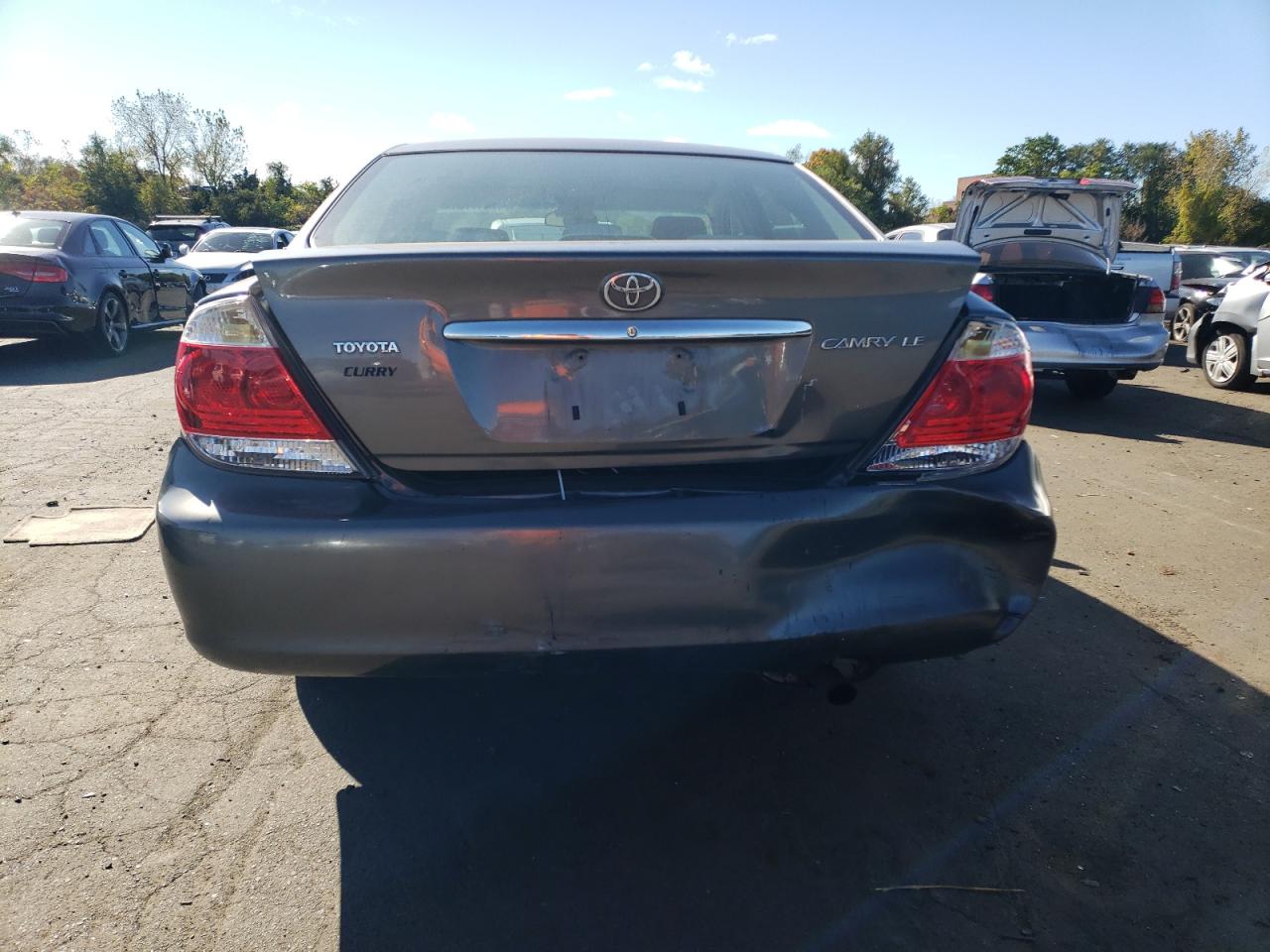 2005 Toyota Camry Le VIN: 4T1BE32K25U582947 Lot: 74177514