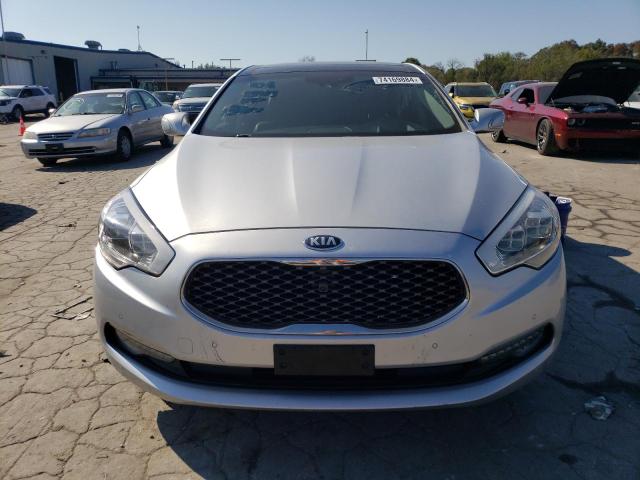  KIA K900 2015 Сріблястий