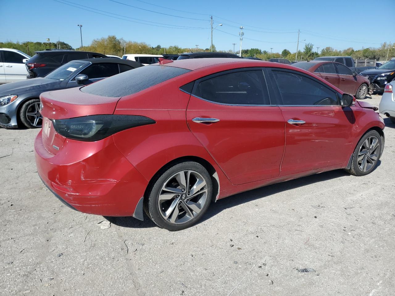 2015 Hyundai Elantra - Image 3