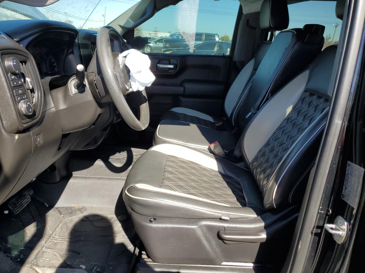 2019 Chevrolet Silverado - Image 7