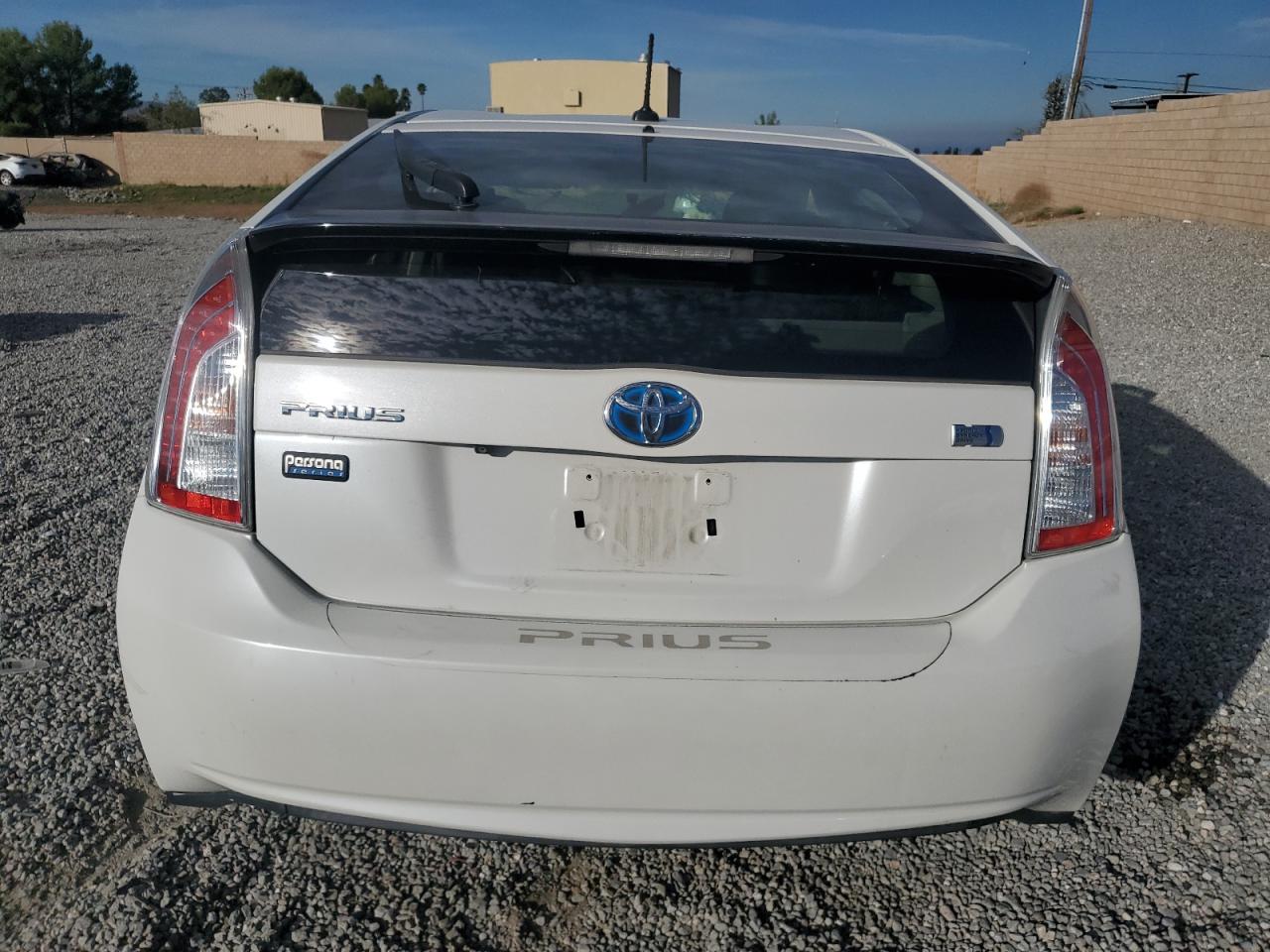 2015 Toyota Prius VIN: JTDKN3DU1F0402806 Lot: 77603534