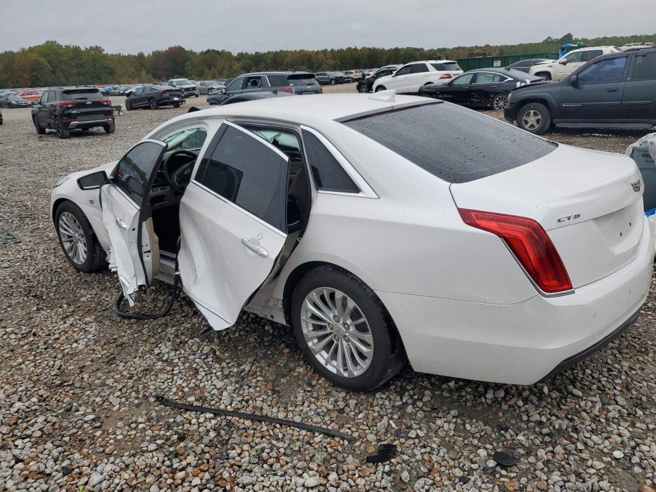 2016 Cadillac CT6 - Image 2