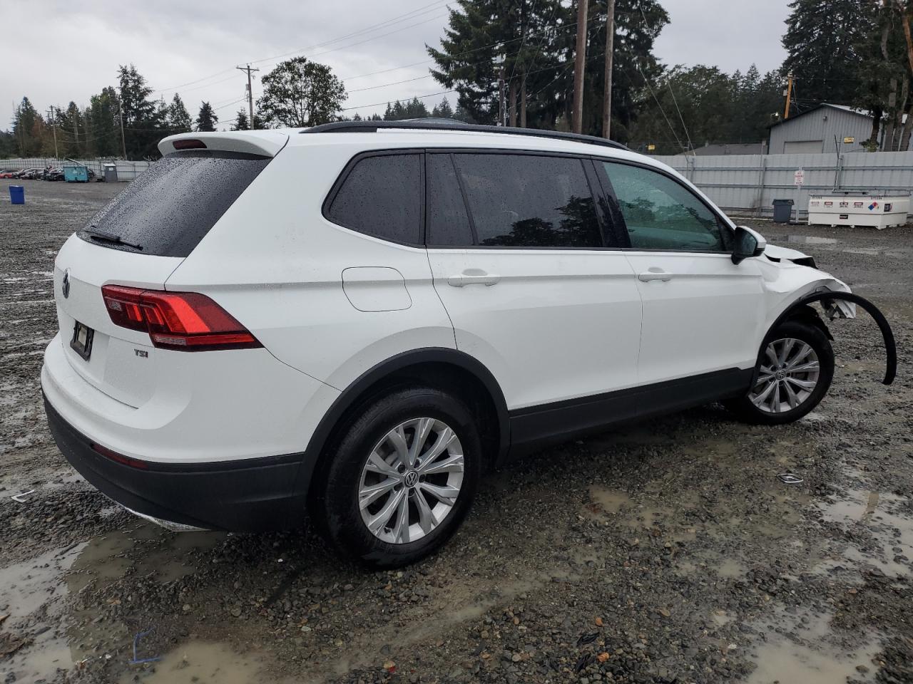 VIN 3VV1B7AX5JM091835 2018 VOLKSWAGEN TIGUAN no.3