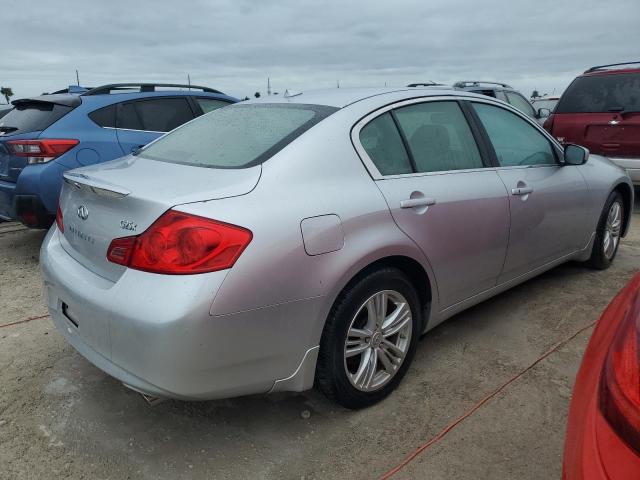  INFINITI G25 2012 Сріблястий