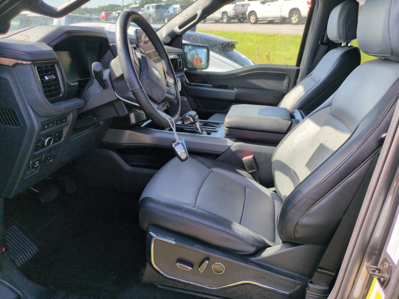 2022 Ford F150 Lightning Pro VIN: 1FTVW1EL4NWG15670 Lot: 74474934