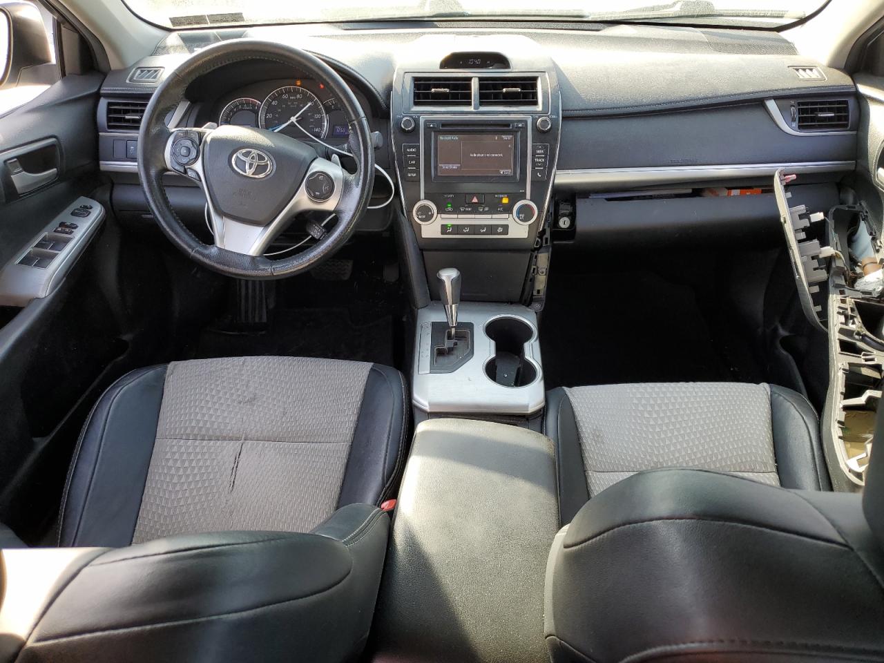 2014 Toyota Camry - Image 8
