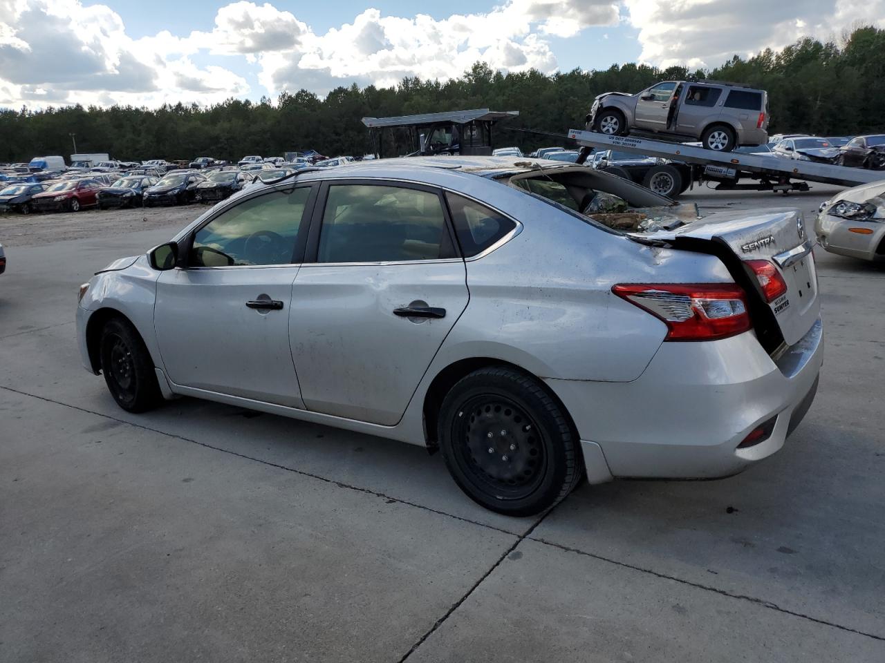 2019 Nissan Sentra - Image 2