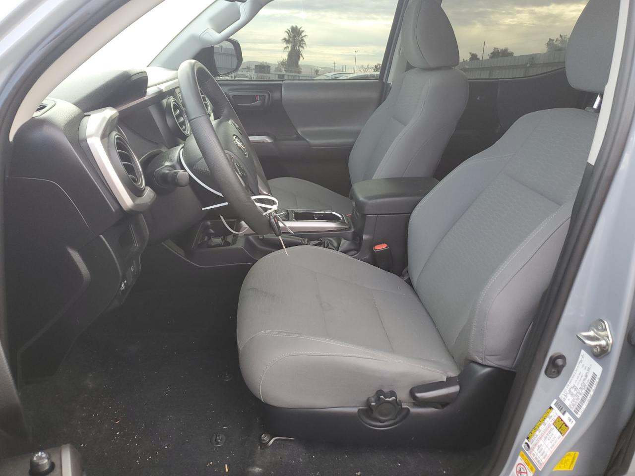 2019 Toyota Tacoma - Image 7