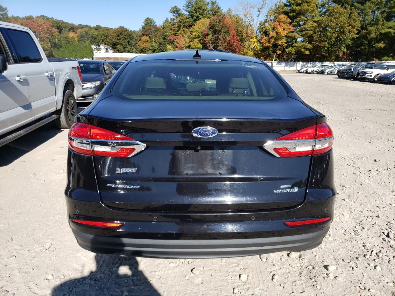 3FA6P0LU2KR156828 2019 Ford Fusion Se