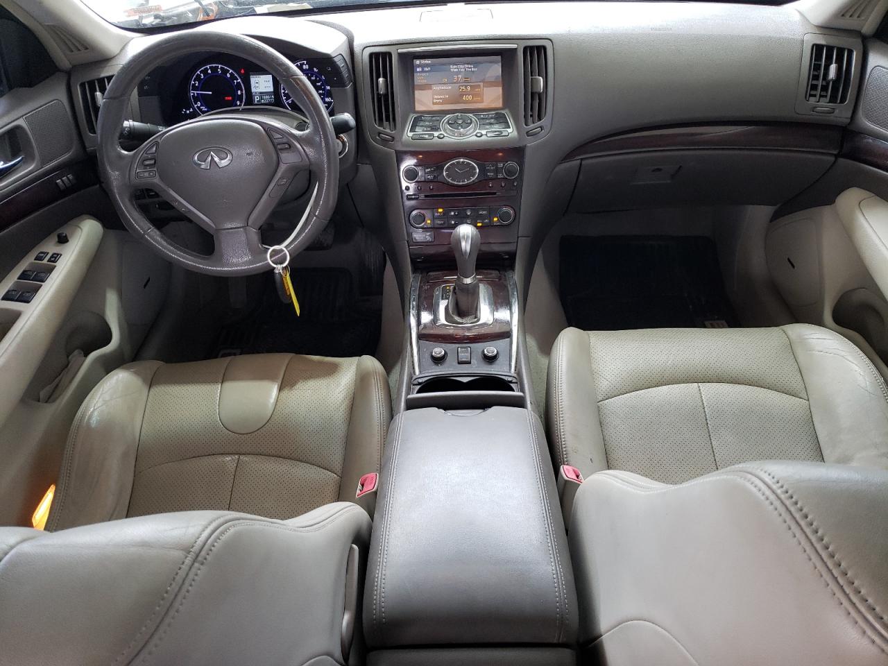 2011 Infiniti G - Image 8