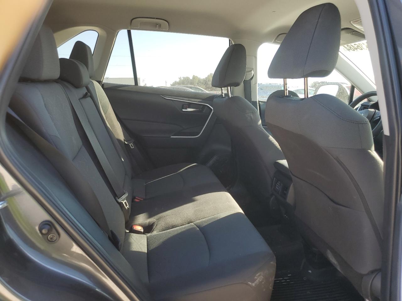 2023 Toyota RAV 4 - Image 11