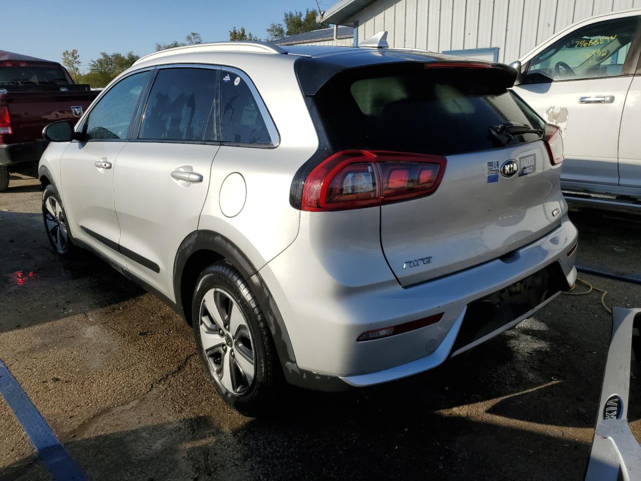 2017 Kia Niro - Image 2